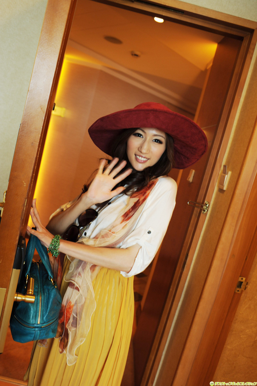 JULIA - 絶品Jカップ！完成された神ボディを大解放 [DGC] No.1028